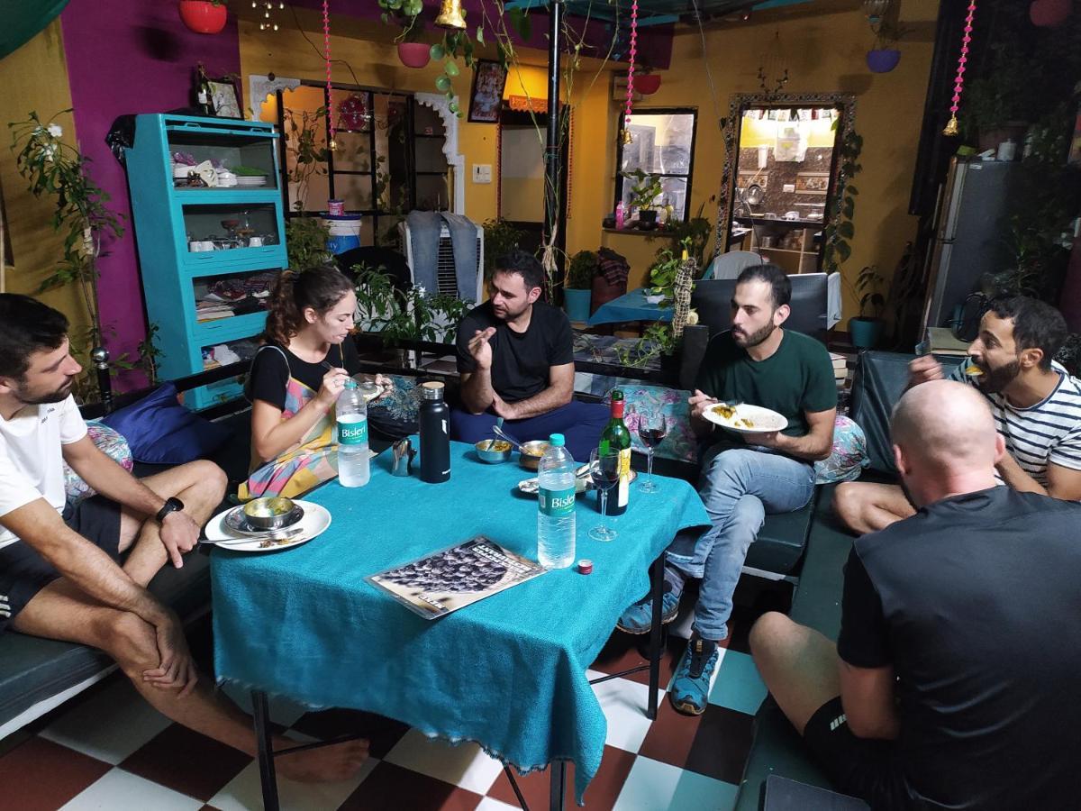 Black Pepper Home Stay Udaipur Eksteriør bilde