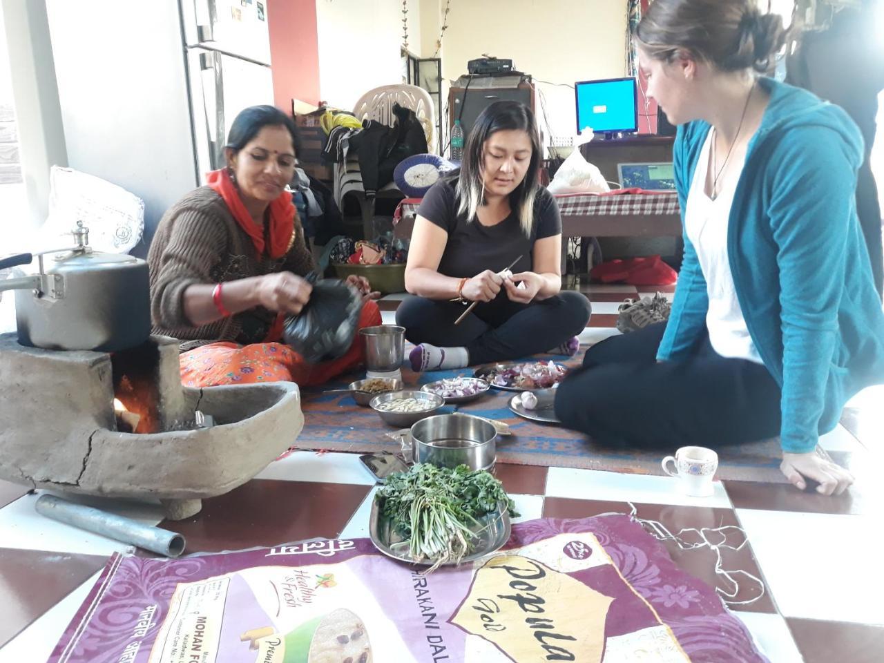 Black Pepper Home Stay Udaipur Eksteriør bilde